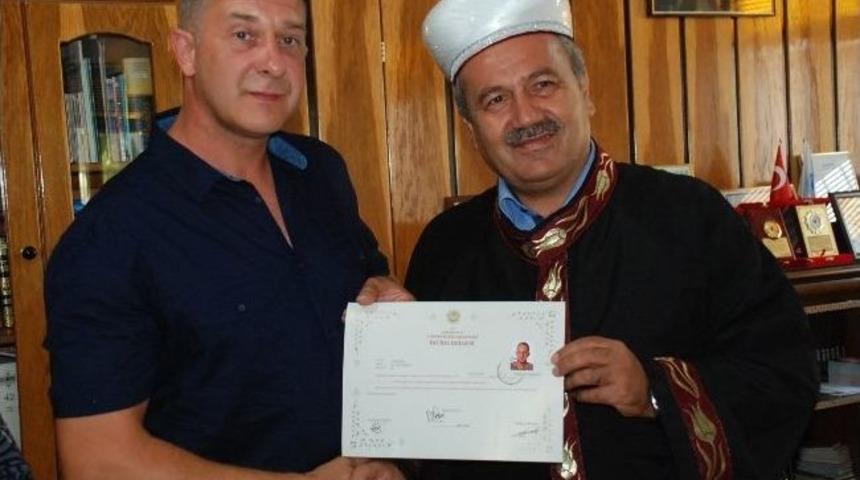 Alman Thomas, T&uuml;rk Kızıyla Evlenmek İ&ccedil;in M&uuml;sl&uuml;man Oldu