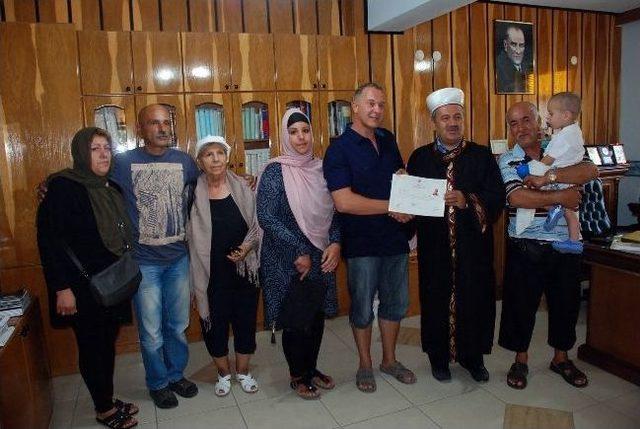 Alman Thomas, T&uuml;rk Kızıyla Evlenmek İ&ccedil;in M&uuml;sl&uuml;man Oldu 3