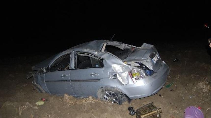 Lastiği Patlayınca Şarampole U&ccedil;tu