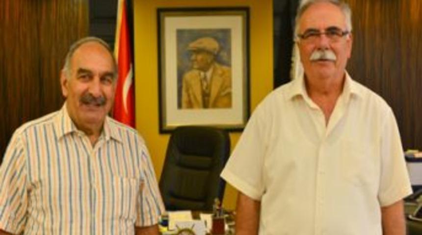 Eski Bakan&rsquo;dan Başkan G&ouml;khan&lsquo;a Ziyaret