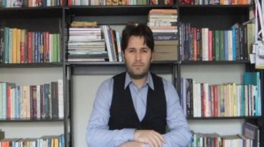 Eğitim İlke-sen Myk &Uuml;yesi Beytullah &Ouml;nce: