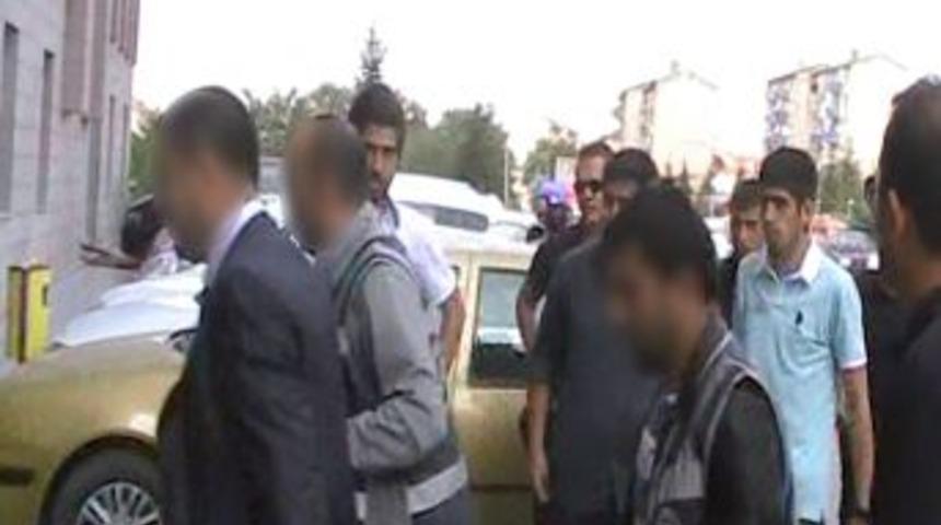 Yozgat&rsquo;ta Su&ccedil; &Ouml;rg&uuml;t&uuml; Kurmak Iddiasıyla 5 Kişi Tutuklandı