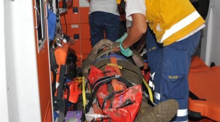 Uşak'ta Inşaatta &Ccedil;&ouml;kme