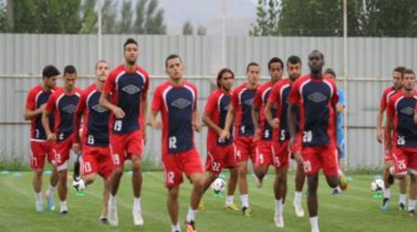 Elazığspor, Kayserispor Ma&ccedil;ı Hazırlıklarını S&uuml;rd&uuml;r&uuml;yor