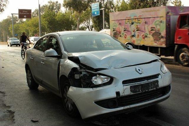 Selçuk'taki Kazada 2 Kişi Yaralandı