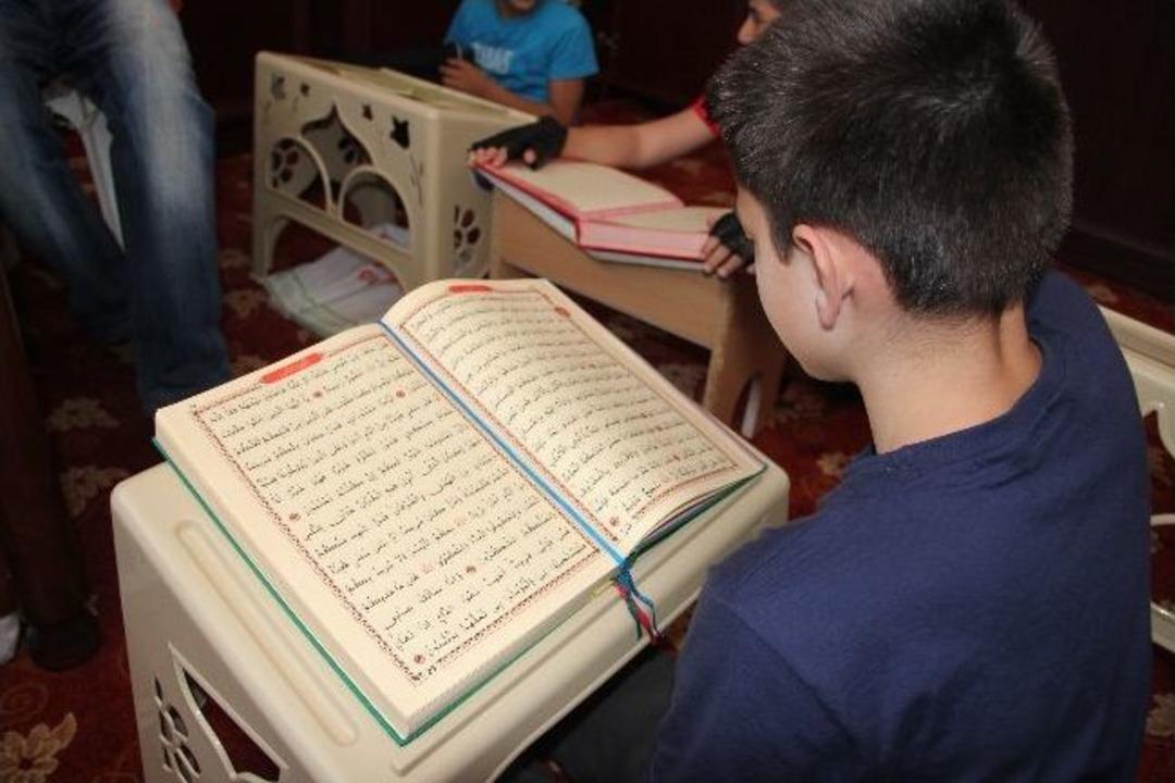 Ağa Camii&rsquo;nde Yaz Kur&rsquo;an Kursu Cıvıl Cıvıl Bir D&ouml;nem Ge&ccedil;irdi