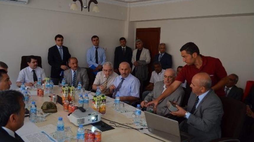 Vali Şahin, Hekimhan&rsquo;da İncelemelerde Bulundu