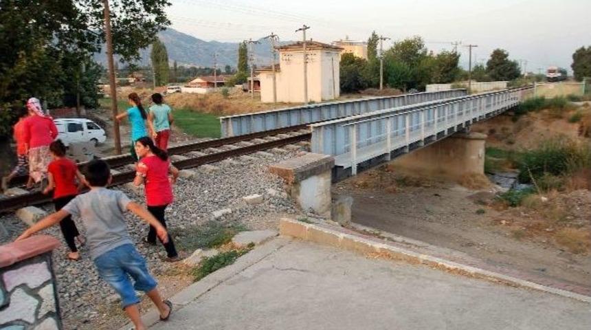 Kim Takar &Ouml;l&uuml;m&uuml;