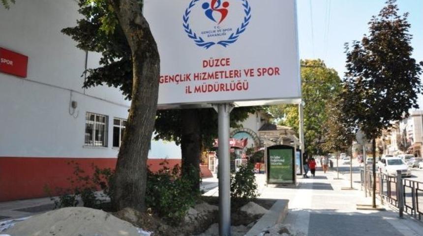 Gen&ccedil;lik Spordan Duyarlı Davranış