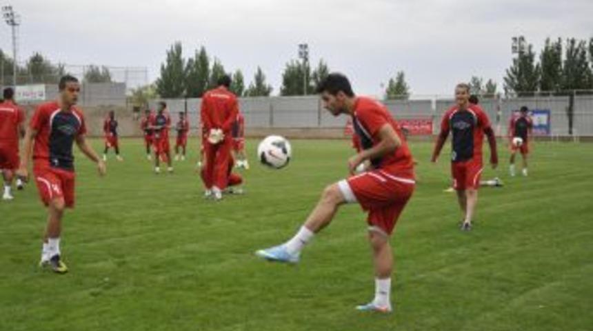 Gakkoşlar Karab&uuml;k ma&ccedil;ına hazırlanıyor