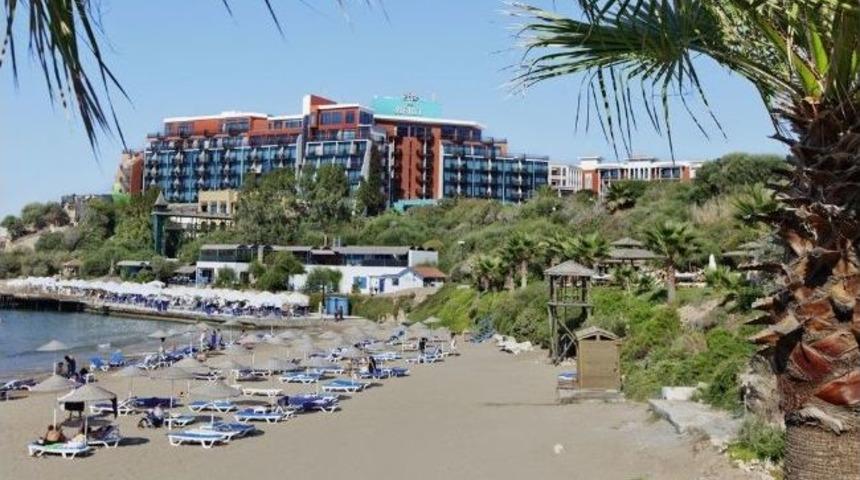 &ldquo;yavru Vatan" G&ouml;z&uuml;n&uuml; Mısır Ve L&uuml;bnan'a Gitmekten Vazge&ccedil;en Turistlere Dikti