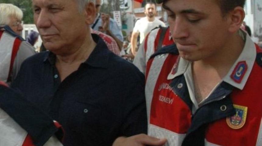 Hastaneye Kaldırılan Sami Hoştan: "gezmeye Geldim, Doktorları Ziyaret Ettim"