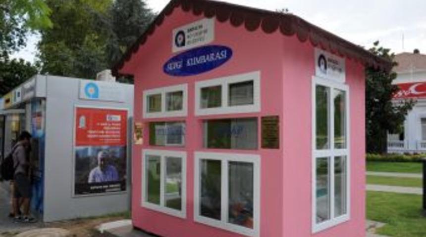 Sevgi Kumbarası'nda Kitap Ve Oyuncak Birikecek