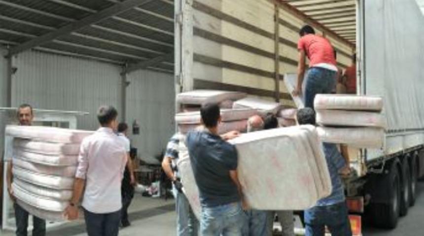 Ke&ccedil;i&ouml;ren'den Suriyeli &Ccedil;ocuklara 10 Ton Yardım