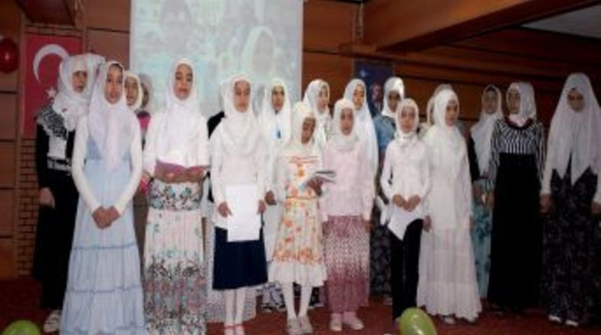 Yaz Kur'an Kurslarını Tamamlayan &Ouml;ğrenciler Sertifika Aldı