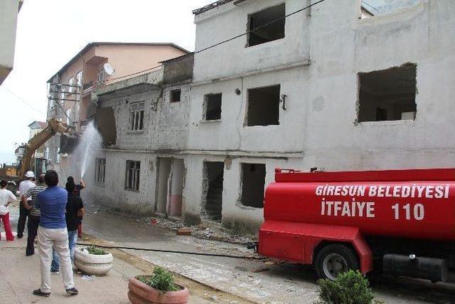 Giresun’da İlk Kentsel Dönüşüm İçin Yıkım Başladı