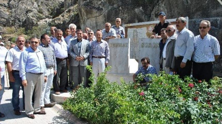 Ferhat İle Şirin&rsquo;e Mezar Yapıldı