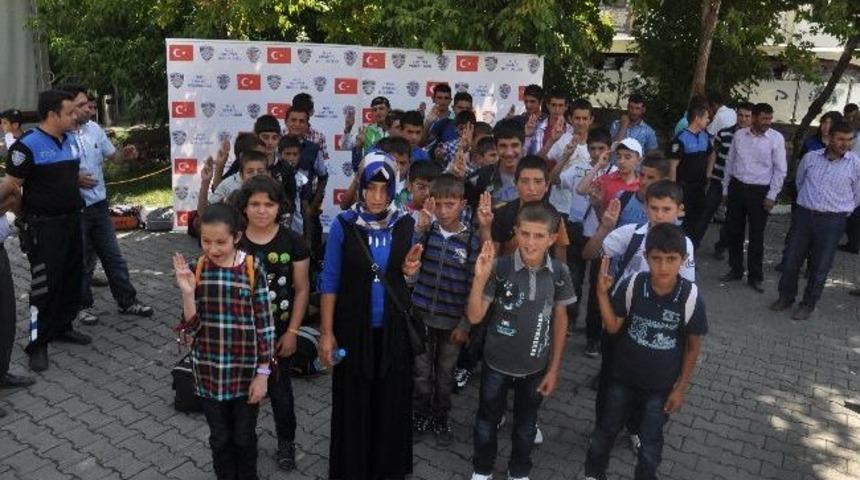 Muş Emniyet&rsquo;inden &lsquo;kardeşiz&rsquo; Projesi