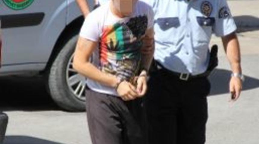 D&uuml;ğ&uuml;nde 2 Kişinin Bı&ccedil;aklanmasına G&ouml;zaltı