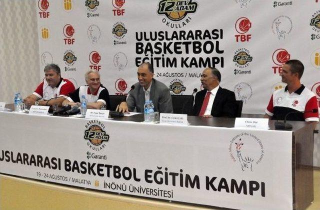 Rıccıardone, Miniklerle Basketbol Oynadı