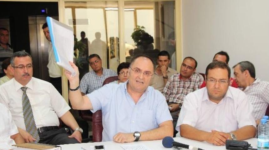Aydın Belediyesi&rsquo;nde Yolsuzluk İddialı &Ccedil;&ouml;p Tartışmaları Alevlendi