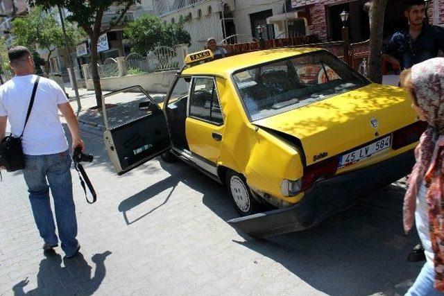 Salihli’de Trafik Kazası 1 Yaralı 2