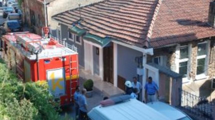 İş Yerinde &Ccedil;ıkan Yangın Kısa S&uuml;rede S&ouml;nd&uuml;r&uuml;ld&uuml;