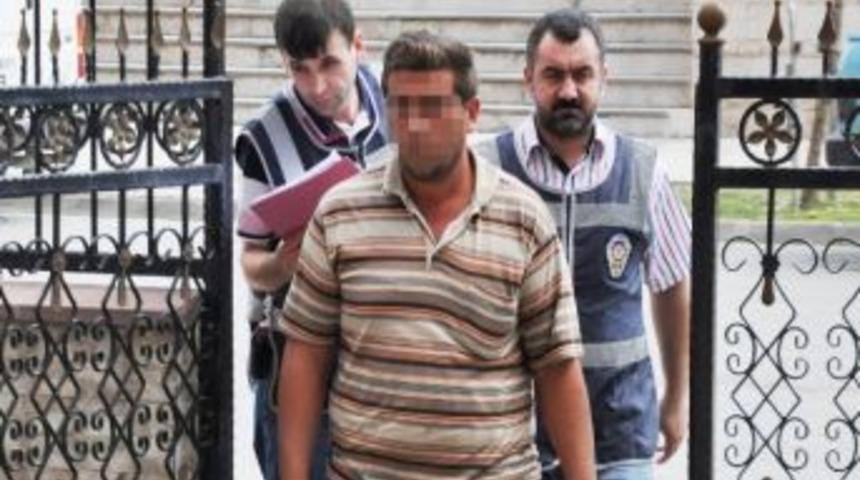 &Ccedil;aldığı parayı iade etti