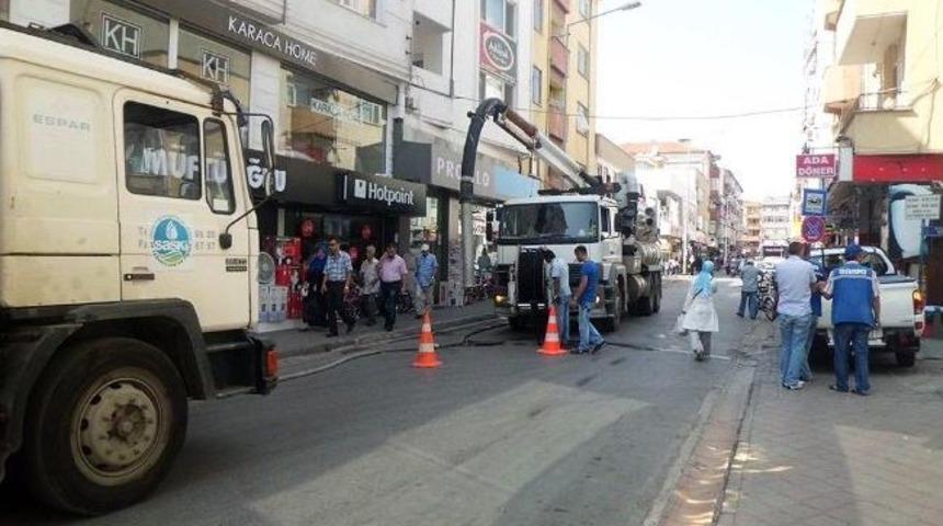 Şehir Merkezi&rsquo;nin Altyapısı Temizleniyor
