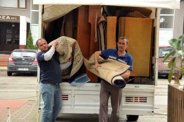 Burma, Atakumluları Yardımlaşmaya &Ccedil;ağırdı 1