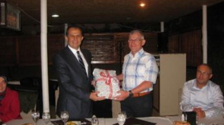 Tugay Komutanı İ&ccedil;in Veda Yemeği