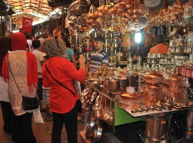 Bakır İşlemelere Turistlerden Yoğun İlgi