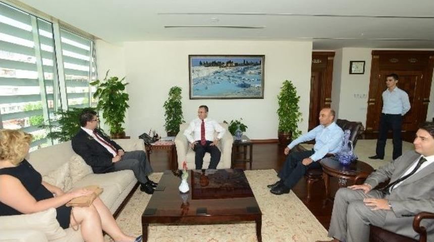 Denizli Rotary Kul&uuml;b&uuml; Y&ouml;netimi Vali Demir&rsquo;i Ziyaret Etti