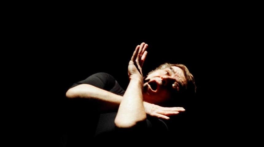 Devlet Tiyatroları: &Ouml;lm&uuml;ş Tiyatrocuların Isimleri Karıştırıldı