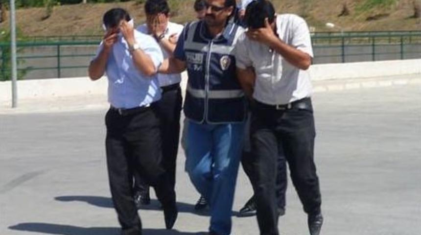 Sakarya'da 40 Bin Paket Ka&ccedil;ak Sigara Ele Ge&ccedil;irildi