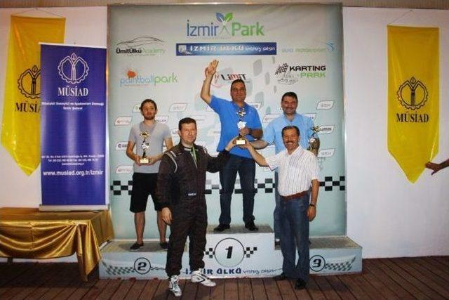 Müsiad'ın İzmirli Üyelerinin Karting Keyfi