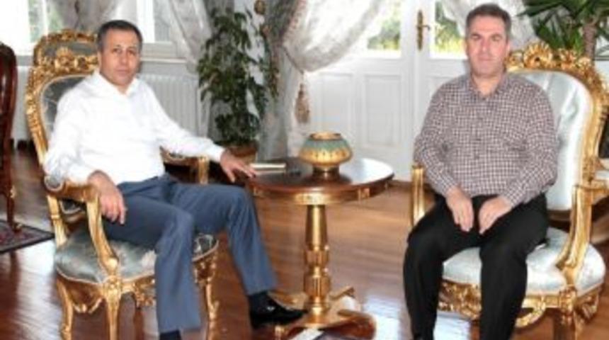 İl Jandarma Komutanı Ayan&rsquo;dan Vali Yerlikaya&rsquo;ya Veda Ziyareti