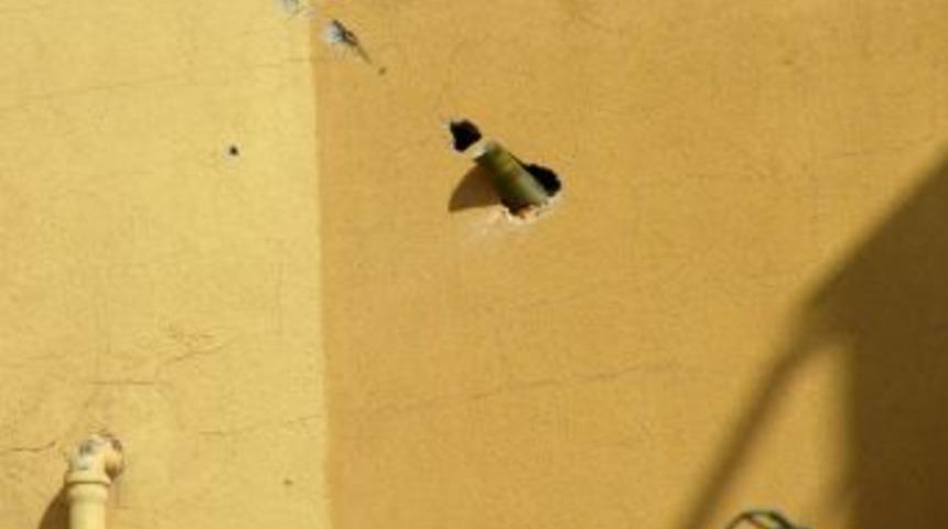 Suriye'den Atılan Roket Ceylanpınar'da Bir Eve D&uuml;şt&uuml;