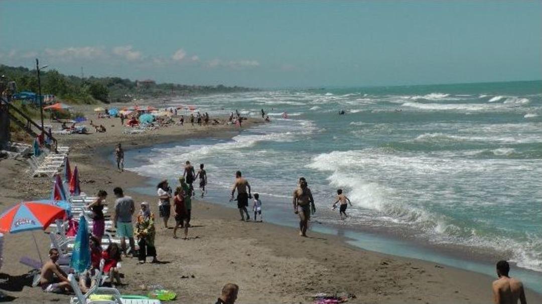 Ak&ccedil;akoca Karaburun Mevkinde Jet Skı'li Kurtarıcılara &Ouml;vg&uuml;ler