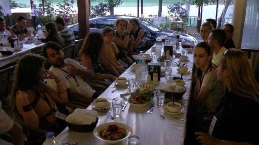 Avrupalı Gen&ccedil;ler Ak&ccedil;akoca'da