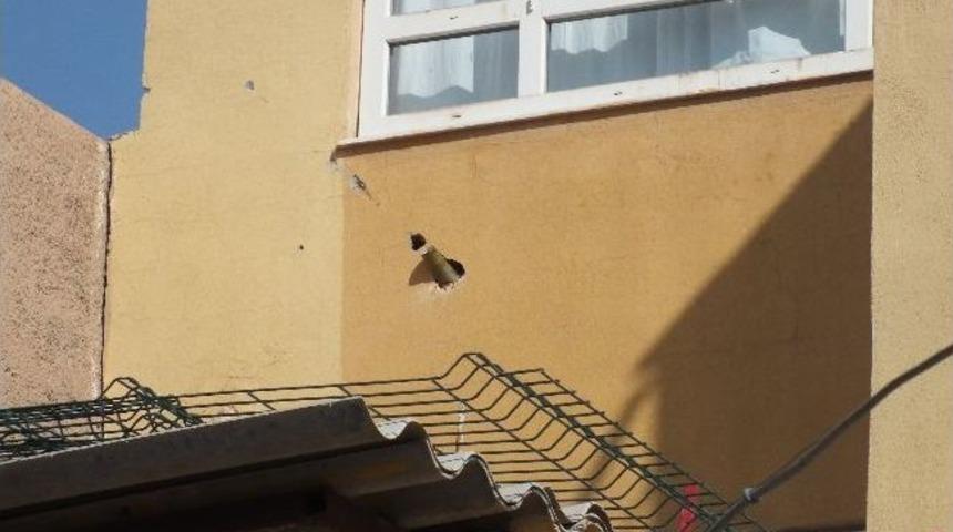 Tank Mermisi Eve İsabet Etti Patlamadı