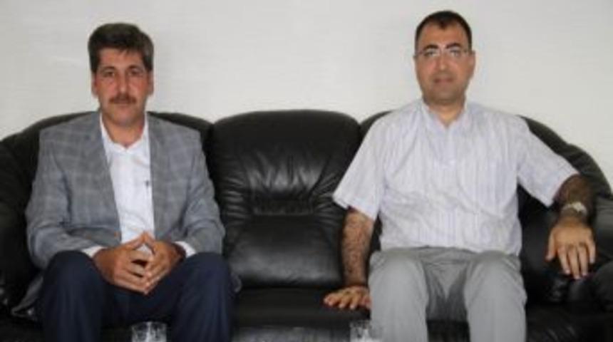 Vali Toprak&rsquo;tan Erzincan Belediyesi&rsquo;ne Ziyaret