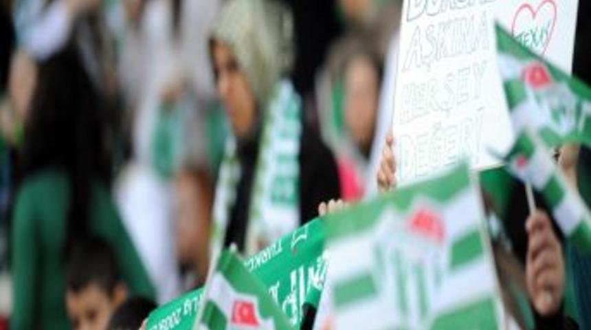 Bursaspor-Galatasaray Ma&ccedil;ı Biletleri Yarın Satılacak