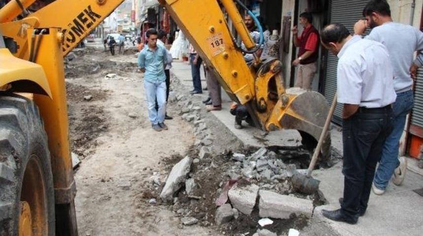 Kars&rsquo;ta Alt Yapı Ve Yol &Ccedil;alışmaları