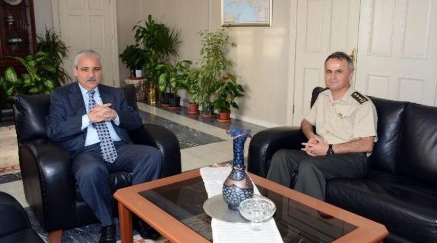 Yeni Komutandan Vali G&uuml;ven&ccedil;er&rsquo;e Ziyaret