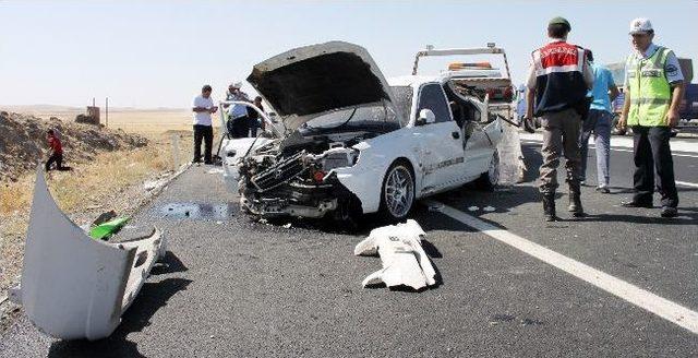 Aksaray’da Trafik Kazası: 1 Ölü, 2 Yaralı