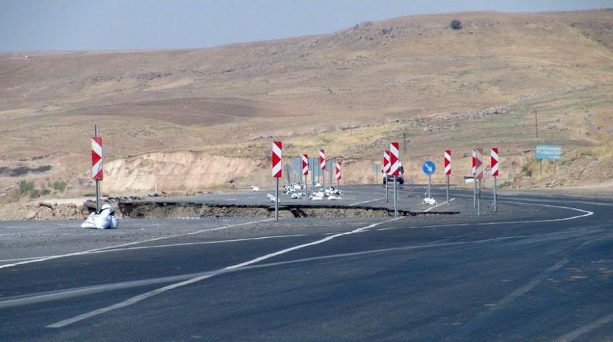 Cizre&rsquo;de İpek Yolu Yer Yer &Ccedil;&ouml;k&uuml;yor