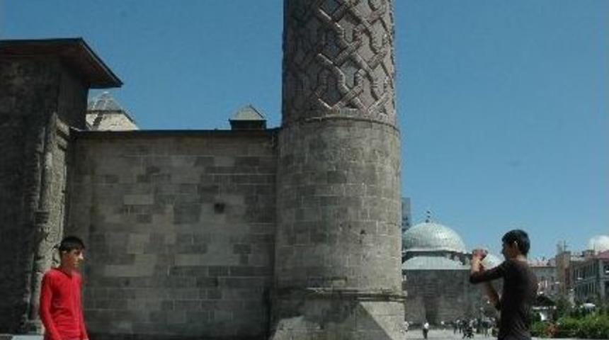 Tarihe Yerli Turist İlgisi