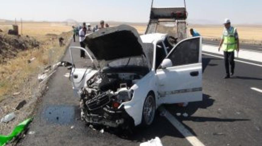 Aksaray&rsquo;da Otomobil Takla Attı: 1 &Ouml;l&uuml;, 2 Yaralı