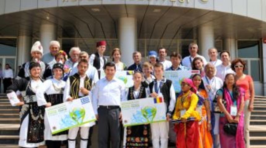 Mısır&rsquo;daki Katliamdan Dolayı Halk Dansları Festivali Iptal Edildi